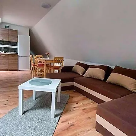 Apartahotel Milla Eger